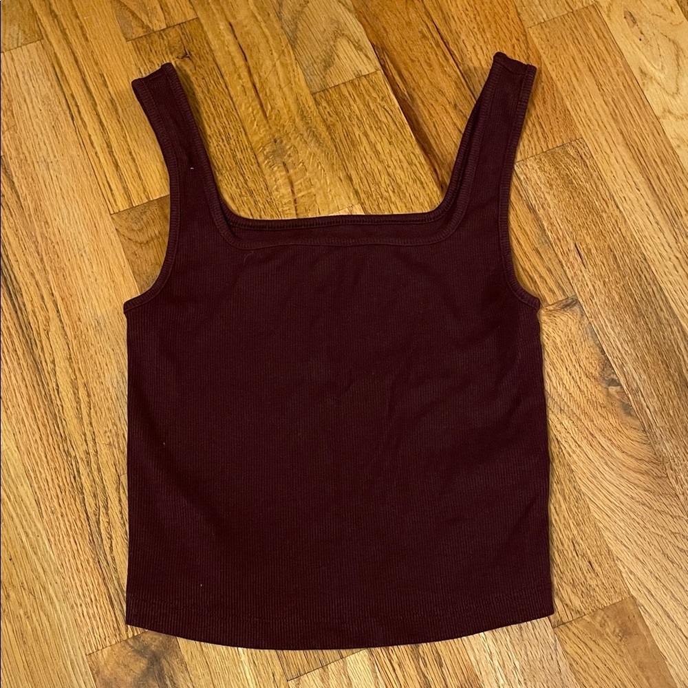 Women's Old Navy Burgundy Tank Top